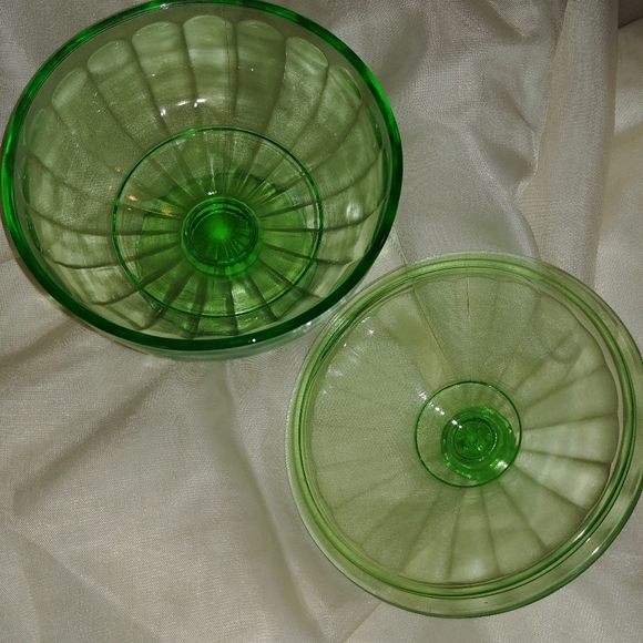 Depression Glass Vintage Candy dish - Picture 2 of 4